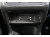 緊急通報ボタンが装備されています。ホンダコネクト対応。ご利用には、Honda Total Care プレミアムのご加入が必要です。