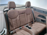 【エアバック】BMWのエアバックやその他の安全装備は、互いに補完しあう事で徹底した安全性を貫きます。万一の事故の際にそれぞれ最適な保護を提供してくれます!