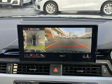 フロントビューカメラ&コーナーセンサー前後装備 MMIナビゲーション搭載 地図データ最新版にアップデート後ご納車させていただきますのでご安心くださいませ。