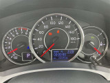 視認性の良いメーターで、運転も快適です!