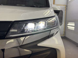 暗い夜道も照らしてくれるライト☆LED・HID・ハロゲンなのかこちらもチェックポイントです☆