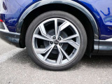 【アルミホイール】アルミホイール 5スポーク Vデザイングラファイトグレー(フロント8J&times;20+235/50R20タイヤ,リヤ9J&times;20+255/45R20タイヤ)(右後)
