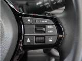 ◆アダプティブクルーズコントロール◆予め設定した車速内でクルマが自動的に加減速。前走車との適切な車間距離を維持しながら追従走行します。【LKAS】車線維持支援システムでステアリング操作を支援。