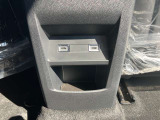 USBポートも2個あります!