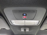 事故や急病時、ホンダトータルケアプレミアム加入なら、緊急通報ボタンを押すだけでHonda CONNECTが位置情報を送信し、オペレーターが即座に救援を手配します