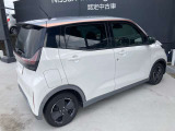 電動パーキングブレーキ&オートブレーキホールド。信号待ち等の停車時に自動的にブレーキ力が保持される機能です。パーキングブレーキはPスイッチを引き上げる事で作動します。