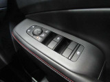 全席パワーウインドウ★運転席はワンタッチで開閉可能です♪