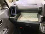 納車前にはプロのメカニックが、各部の点検を行います。ディーラーにしか出来ない品質、そしてサービスできっと満足していただけると思います!