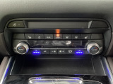 暑い夏の時期にとっても快適なシートベンチレーションを装備!シート内部に取り付けられたファンでシートの表面を換気して、涼しくしてくれます。