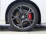 ■タイヤ225/40R18