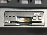 【ETC】高速道路の料金所をストレスなく通過!話題のスポットやサービスエリアに多い「スマートIC」利用時は必須のアイテムです。当店でセットアップを実施、ご納車当日からすぐにご利用いただけます!