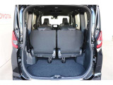 天井が高くゆとりのある車内空間が魅力的なミニバンです☆