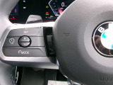ハンドルの左部分は運転支援系のスイッチがついており、ハンドルから手を離さなくても設定ができるので、運転に支障をきたすことなく操作できます