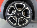 225/40R19 ヘキサグラムスポーク