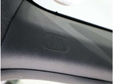 エアバッグは運転席、助手席以外にサイドカーテンエアバッグとサイドエアバッグが付いています。