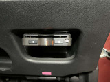 ETC付きです。高速道路料金所での小銭の出し入れや雨天時における窓の開け閉めなどの煩わしさが解消できます。料金所の通過もスムーズで快適ですよ。