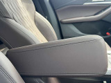全国正規ディーラー保証付/2年・走行距離無制限 17AW 弊社デモカー LEDヘッドライト テクノロジーP ハイラインP シートマッサージ トップビューカメラ harman/kardonスピーカーシステム 茶レザースポーツシート 禁煙