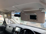 運転席&助手席照明付きバニティミラー