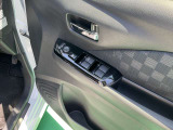 運転席側のドア部。パワーウィンドーのスイッチになります。