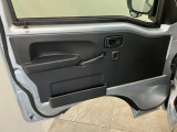初度登録から7年以内のダイハツ車には1年間or走行無制限のまごころ保証がついておりますので購入後も安心です!有料にはなりますが1年もしくは2年の延長保証もご用意致しております!