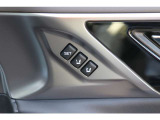 運転席シートポジションのメモリースイッチ、2パターン登録可能です。