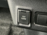 【アクセサリーソケット】12Vの電源は使いやすい位置に装備!用途は様々、スマホの充電やドラレコの電源として役に立ちます♪