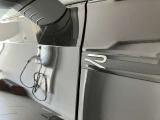 フェンダー部にもRのエンブレムです