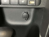 12V120Wシガーソケットが付いています。