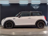 気密性の高いMINIは外観のかわいらしさとは裏腹に、外の雑音を遮り、高級感のある快適なドライブをお楽しみいただけます。