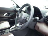 当店は全車『ロングラン保証』付!(1年間、距離無制限 HV車はHV保証付) 別途延長保証もご用意しております♪ ぜひ現車を確認にご来店ください