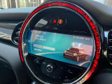 車両の詳細、ご質問につきましては、弊社営業スタッフまでお気軽にご連絡下さいませ。遠方のお客様には実車の詳細画像の送信も承ります。お客様からのお問合せをお待ち致しております。