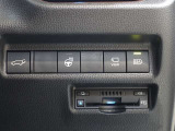オートマチックハイビームを装備しております☆先行車や対向車のライトを認識し、ハイビームとロービームを自動で切り替える機能です!夜道の視界を確保してくれますので安心ですね♪