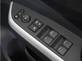 ◆パワーウィンドウスイッチ◆運転席から全席の窓の開閉操作を行うことが出来いつでも換気ができます!