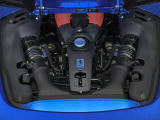 3.9L V8ツインターボエンジンをミッドシップに搭載し、670cvの豊かなパワーと滑らかな加速をご体感いただけます。