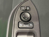 電動格納ミラー ボタン一つでドアミラーを格納できますよ!