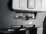 ナビ連動ETC車載器です!高速道路の料金所で慌てて小銭を探すことも無くなります。モニターで料金も確認できて一石二鳥ですよ☆ETCカードの作成も当社におまかせくださいね☆