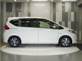 車両本体価格以外に必要な諸費用を含めたお支払総額を表示しています。車両本体価格は安いけれど諸費用が高い!!なんてことにならないよう購入に必要な金額=総額をご確認ください。