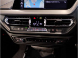 こちらのBMW認定中古車は整備・保証付きでございます。納車前整備費用はお見積書内に別途追加計上する事はございません。認定中古車整備・保証付きのお支払総額でお見積りご確認の上、他店とお比べください!!