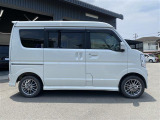 当店のお車をご覧いただきましてありがとうございます。お車についてのご質問やお見積りのご依頼、ご購入にあたってのご相談などは無料電話(0078-6002-312860)にお気軽にお問い合わせ下さい!