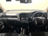 アウトランダーPHEV 2.4 G 4WD 