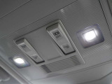 ルームランプはLED仕様です