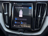 ◆長距離運転の後や、ちょっとした待ち時間にうれしい【マッサージ機能】。車内が一躍リラクゼーションスペースに変身