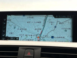 ●8インチ純正ナビ:一体感のある大画面ナビは、高級感ある車内を演出してくれます。オーディオ機能の充実だけでなく、視認性にも優れたナビ画面は見やすくストレスのないドライブをサポートしてくれます♪