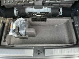 開口部が大きく荷物の積み下ろしがしやすいラゲッジスペースです
