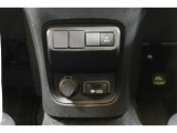 アクセサリーコンセント(AC100V・1500W)