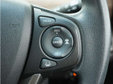 ◆アダプティブクルーズコントロール◆予め設定した車速内でクルマが自動的に加減速。前走車との適切な車間距離を維持しながら追従走行します。【LKAS】車線維持支援システムでステアリング操作を支援。