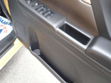 運転席側のドアです!