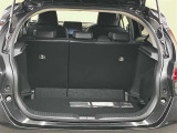 広々としたラゲージスペースを備えています。大きなものや長さのある荷物もしっかりと積み込めます。
