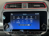 純正ナビゲーションになりマップ機能はもちろん、音楽もBluetooth接続で楽しいドライブができます。