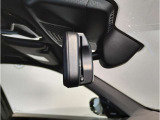 ☆BMWのルームミラーには自動防眩機能が備わっております。後続車のヘッドライトの明るさで幻惑されるのを防止☆